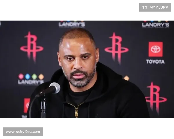 乌度卡与火箭续签长约 成NBA最高薪教练之一带队93胜71负 乌度卡与火箭续签长约 成NBA最高薪教练之一带队93胜71负