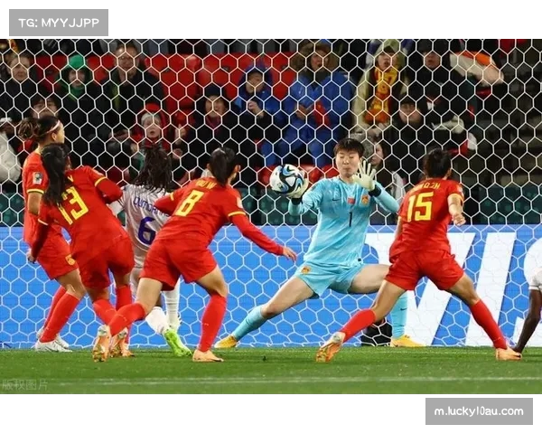 中国女足中场控制力波动较大 对阵强队需提升传球稳定性